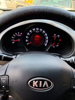 kia sportage 2.0CRDI 4x4 - 14