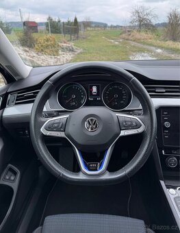 VW Passat GTE, 1.4 TSI 160kw DSG, 1.Majitel - 14