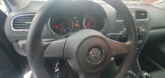 VOLKSWAGEN GOLF VI 1.6MPI 75 KW KLIMA NOVÁ STK - 14