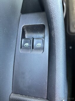 Škoda Rapid 1,6 TDi, 85kW, nafta - 14