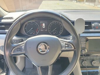 Škoda Superb III 2.0 TDI 110kw manuál STYLE - 14