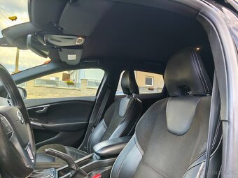 Volvo V40 - 14