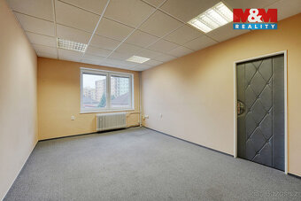Pronájem kancelářského prostoru, 1096 m², Rokycany - 14