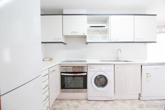 Pronájem bytu 3+kk – 82 m² - 14