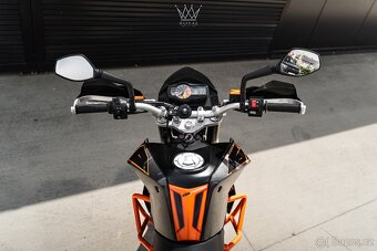 KTM 690 Duke - 14