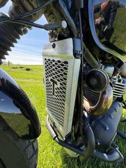 Exkluzivní Triumph Street Scrambler 900 - 14