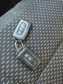 Nissan Qashqai 2.0d 4x4 2009 pojizdne navi panorama - 14