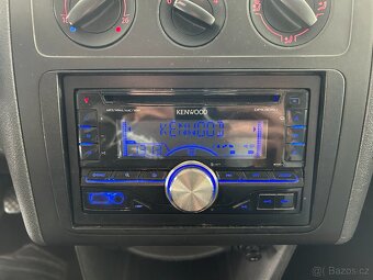 Volkswagen Caddy MAXI 1.6i 75kW, 5.MÍST, TAŽNÉ, SERVISKA - 14
