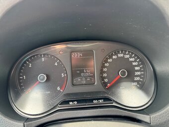Volkswagen Amarok - 14