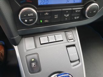 Toyota Auris 1.8 Hybrid kombí KAMERA XENON - 14
