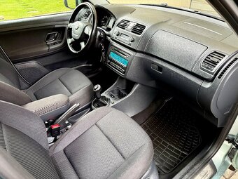 Škoda Fabia 2 Elegance 1,2 TSi ČR původ 11/2011, 2.maj. - 14