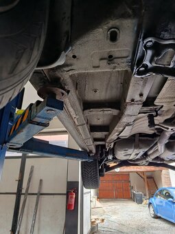 Hyundai Santa Fe 2.2  crdi  4x4 - 14