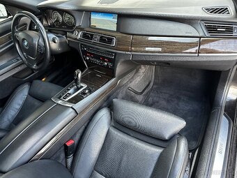 740d Individual, 225000km, 4x komforty, NightVisison, SoftCl - 14