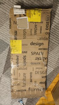 Černá skříňka nová (při přepravě jemně poškozena) - 14