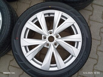 ŠKODA KAROQ, kola 18", nová letní - 14