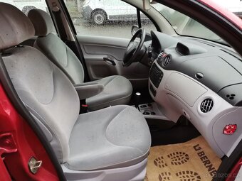 Citroën C3 1.4i 54kw Automat Klima - 14