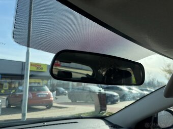 Mazda 3, 1.6 hatchback, benzínová verze (77 kW) - 14