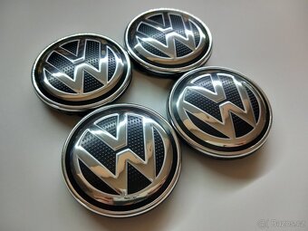 Středové krytky Vw, 56x52mm, struktura logo - 14