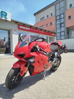 Ducati Panigale V4, POUZE 1 121 KM, NOVÁ V ČR, STAV NOVÉ - 14