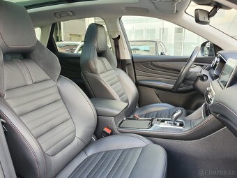 MG EHS PHEV Luxury 1.5 190kW AUT. 45tkm - záruka Autodraft - - 14