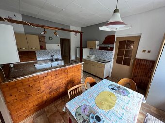 venkovský dům s prostornou stodolou - Záryby, Praha východ - 14