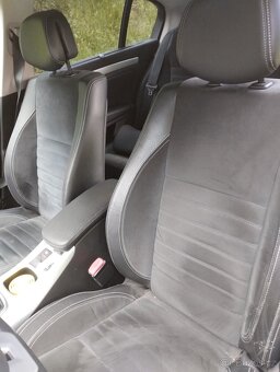 Renault Laguna 3     2.0 Dci. - 14