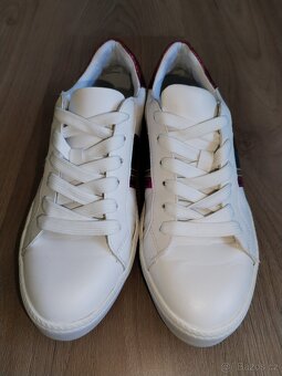 Dámské Tamaris tenisky vel 38 - 14