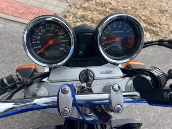 Suzuki GSX 1400 - 14