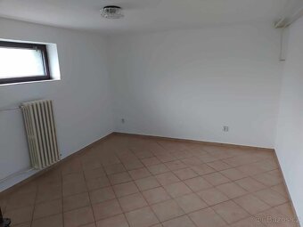 Na prodej rodinný dům 350m2 - 14