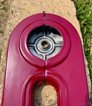 ČZ 125 175 250 - kryt řetězu - 14