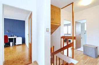 Prodej řadového rodinného domu 221 m2 + pozemek 229 m2, Prah - 14