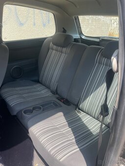 VW  Fox 1.2i, 40KW, Rok 2008. Najeto 160 tis km. Nová STK - 14