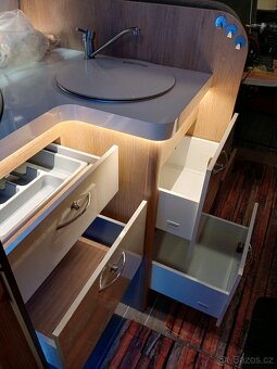 Obytný CI Horon 83 XT,2022, Ford tr. 2,0 ,170 PS,49 tis k - 14