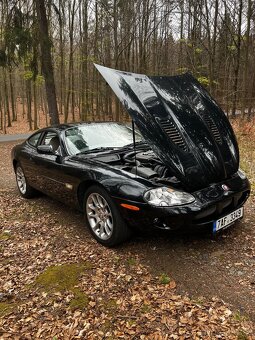Jaguar XKR 4.0 V8 Supercharged - 14