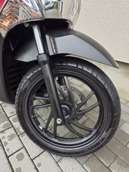 HONDA SH 125i Sport, start-stop, ABS
 - 14