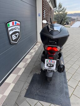 Honda Sh 300i ABS rok 2017 - 14