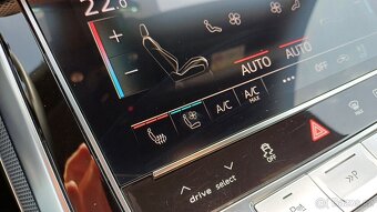 Audi Q7 S-LINE 210kW Webasto-vzduch-7.míst-masáž-TZ-ČR-DPH - 14