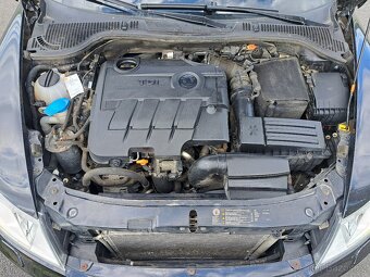 Škoda Octavia 2 RS Facelift, 2.0 TDI, 125 kW, CEGA, navi - 14