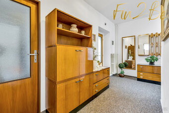 Prodej krásného domu 4+1, 253 m2 se zahradou 523 m2, Neznašo - 14