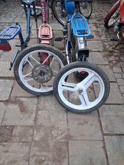 Mopedy Sachs a ruzne dily - 14