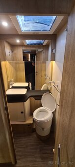 3.5t 180PS 4místa  automat Mobilvetta  kea i86 tažné 2t - 14