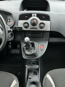 Renault Kangoo 1.5 DCI 66KW, Servisní kniha - 14