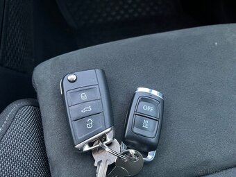 VW Tiguan 2.0tdi 4x4 140kw model 2020 webasto - 14