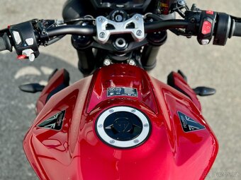 Nový Triumph Street Triple 765 RS - 14