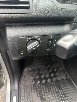 Mercedes-Benz A(2012) automat - 14