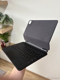 Apple iPad Air 2022 (10,9”), Wi-Fi 256 GB Space Grey - 14