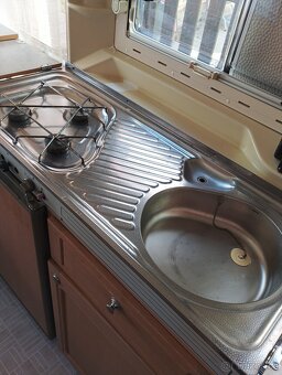 Chateau Cantara 380, Stan, 1100kg - 14