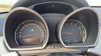 BMW Z4 3,0si E85, Z4M look - 14