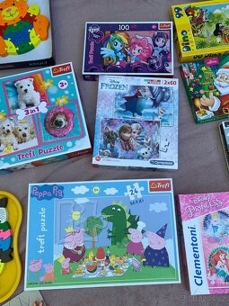 Obří sbírka puzzle (princezny, i dřevěné, Krtek, Disney.. - 14