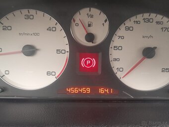 Peugeot 607 2.2 HDI 98kw nová STK Klima Serviska - 14